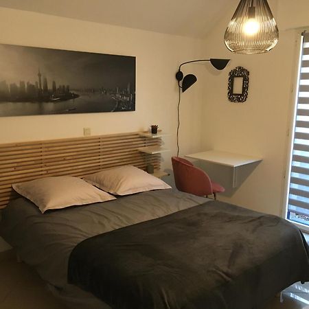 Chambre Confortable Avec Une Entree Independante - Parking & Acces Lille Facile マルク・アン・バルール エクステリア 写真